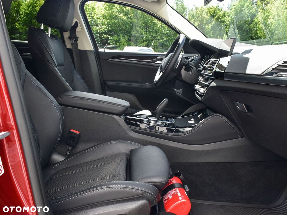 BMW X4 xDrive20d xLine sport - 4