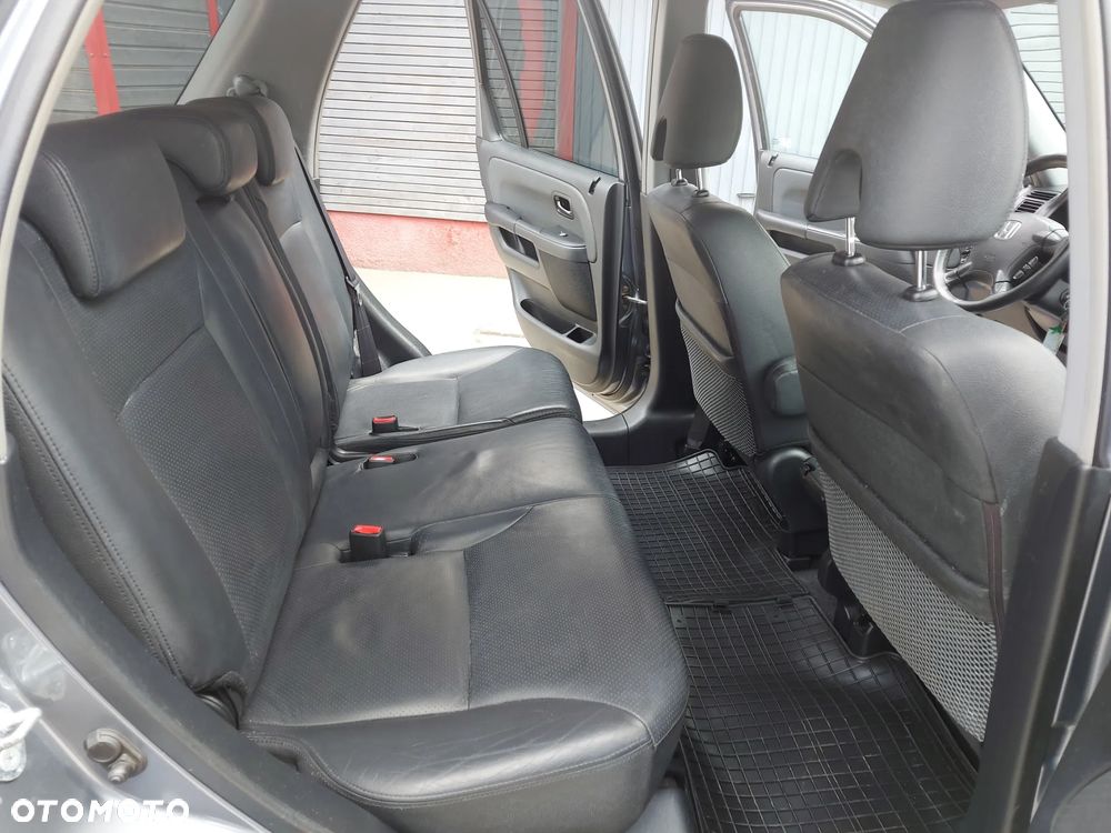 Honda CR-V 2.0i Executive - 23