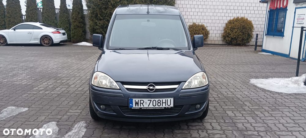 Opel Combo Tour - 12