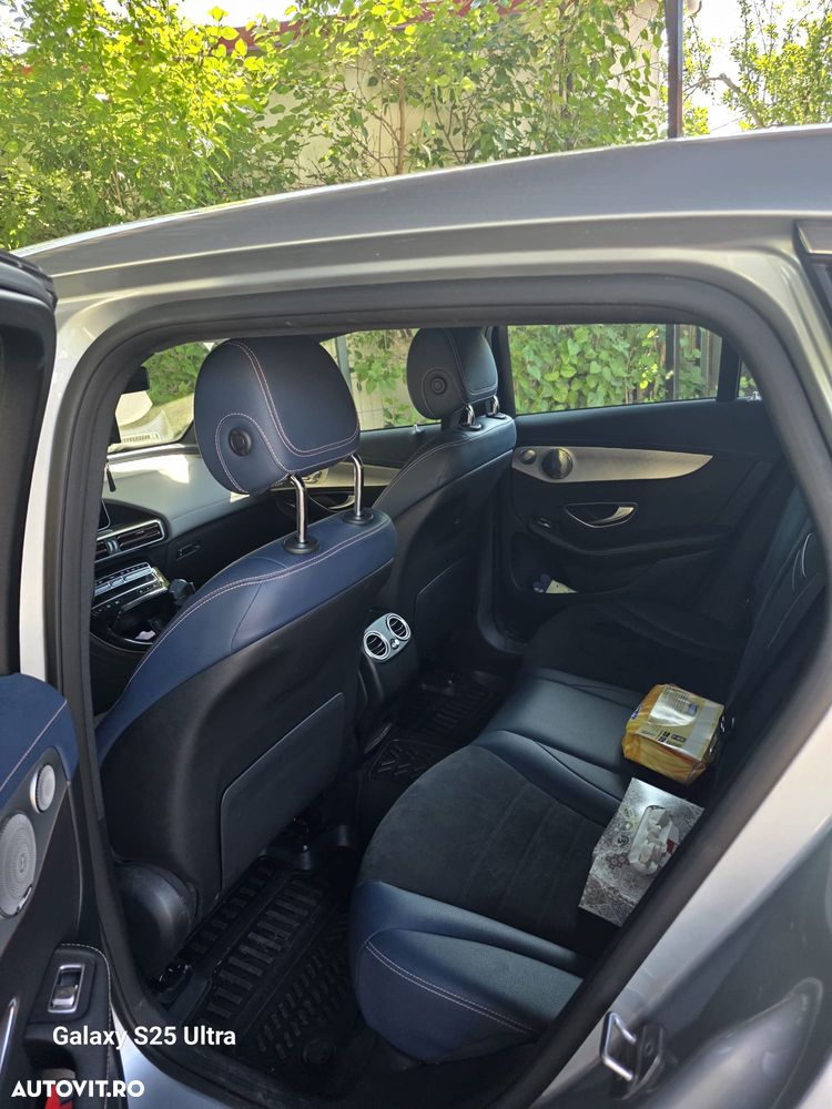 Mercedes-Benz EQC 400 4MATIC - 4