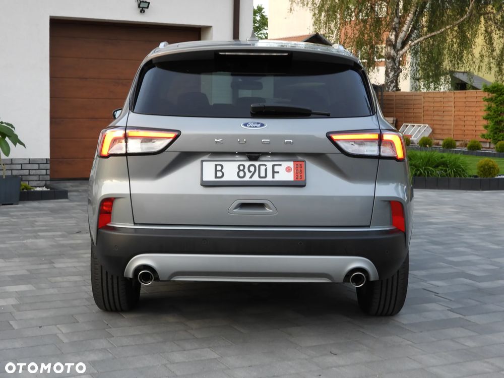 Ford Kuga - 17
