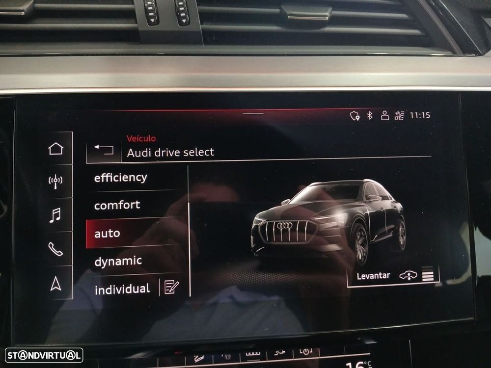 Audi e-tron Sportback 55 quattro S line - 25