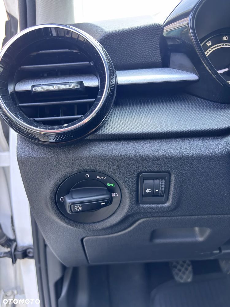 Skoda Fabia 1.0 TSI Ambition - 29