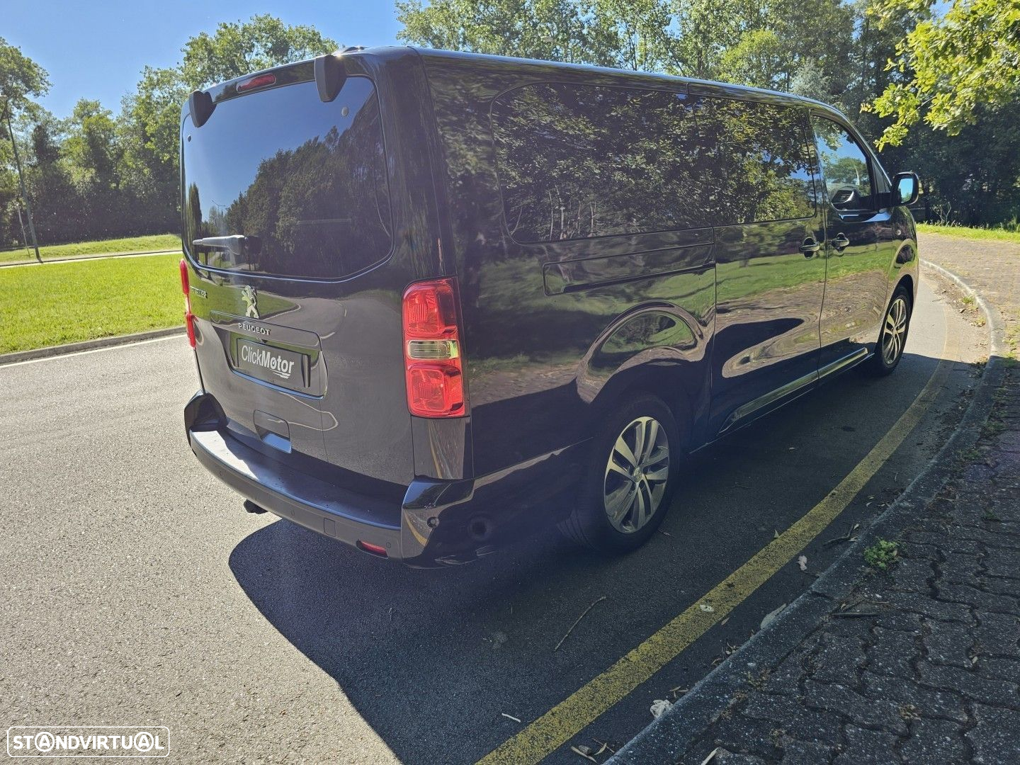 Peugeot Traveller 2.0 BlueHDi L2H1 Allure Standard - 26