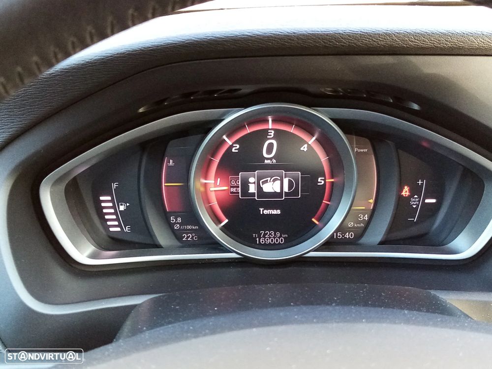 Volvo V40 D2 Inscription - 10