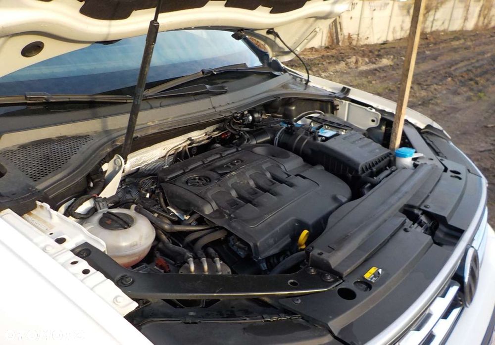 Volkswagen Tiguan - 4