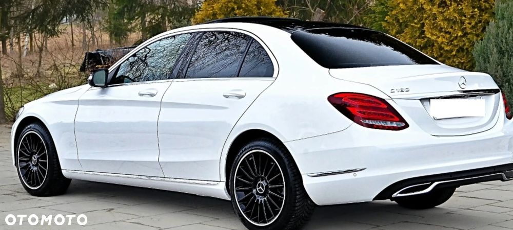 Mercedes-Benz Klasa C 180 CGI BlueEff Avantgarde - 17