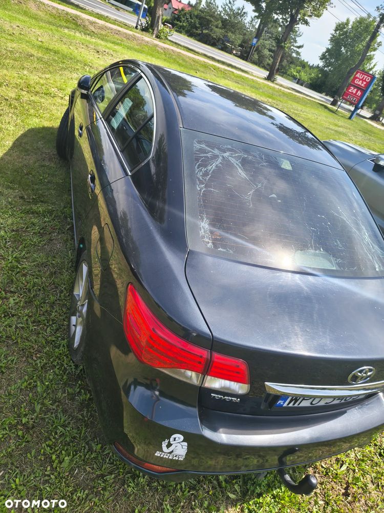 Toyota Avensis 2.0 D-4D Edition - 4