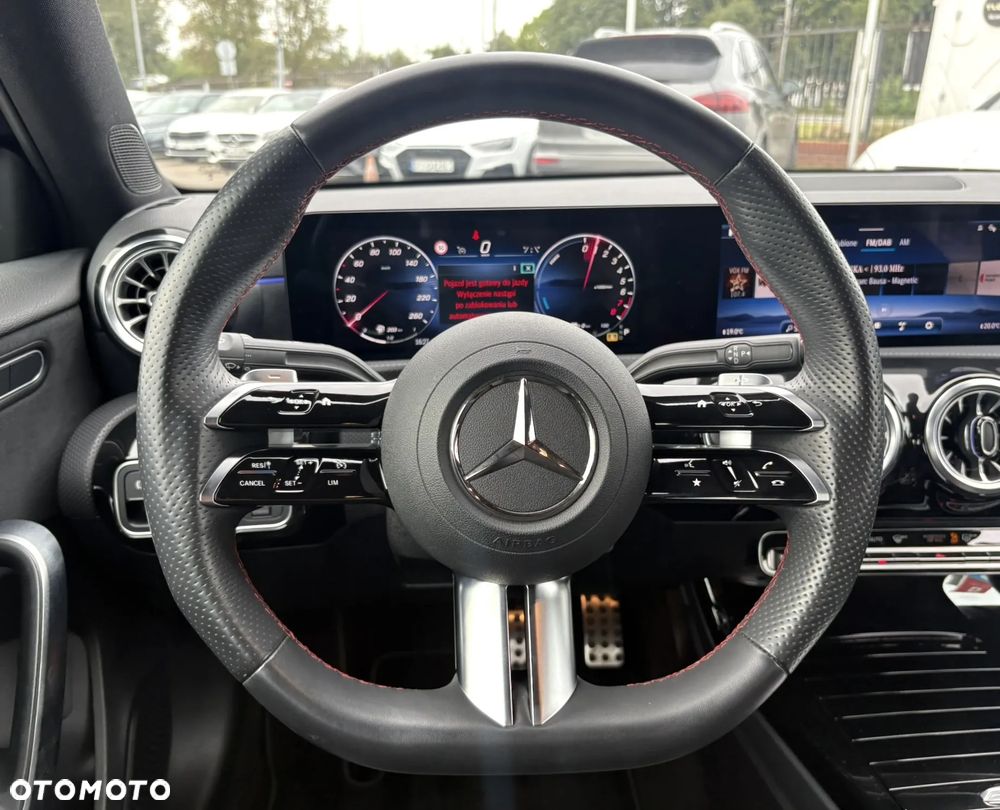 Mercedes-Benz Klasa A 250 e PHEV AMG Line 8G-DCT - 13