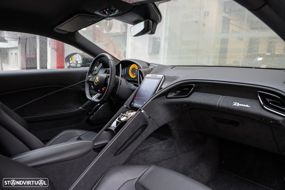 Ferrari Roma 3.9 Twin-Turbo V8 - 33
