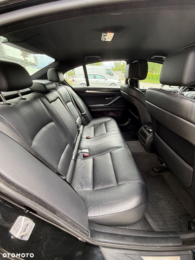 BMW Seria 5 520d - 14