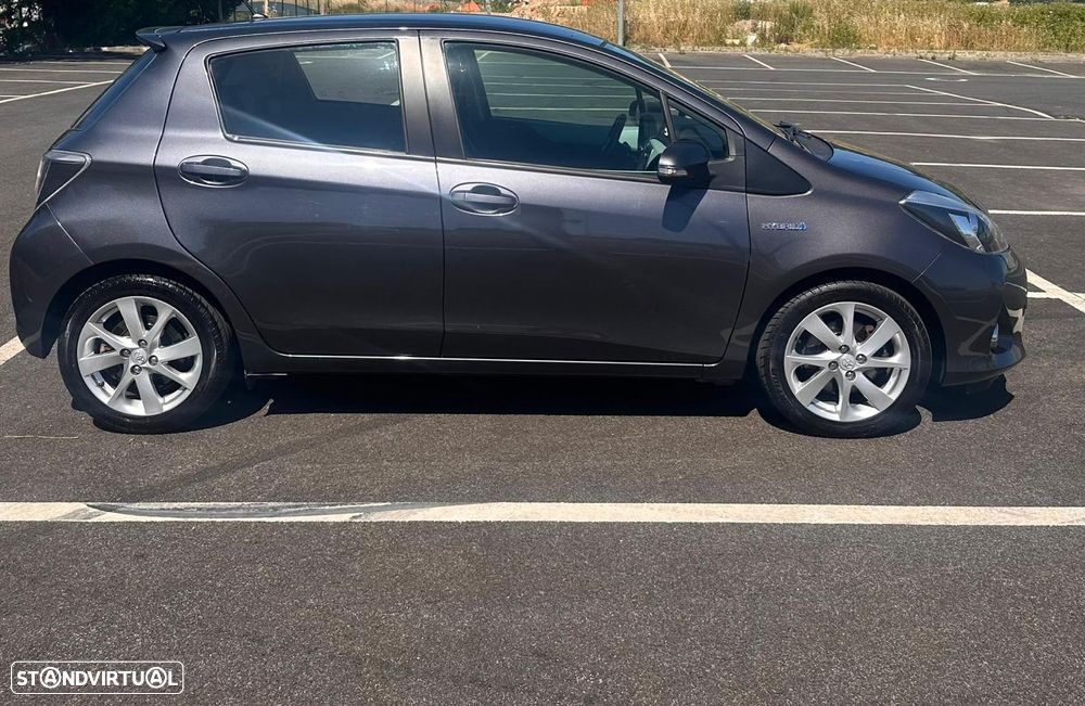 Toyota Yaris 1.5 HSD Sport+P.Luxury - 8