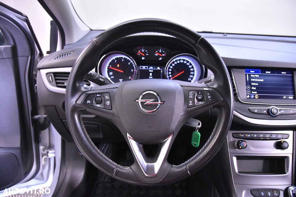 Opel Astra - 16