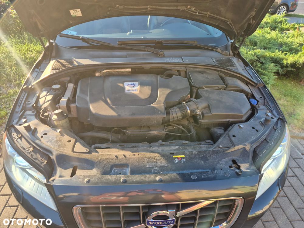 Volvo V70 D5 AWD Summum - 21