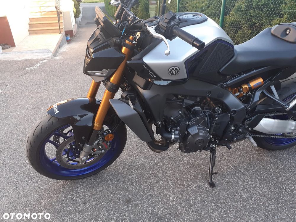 Yamaha MT - 28