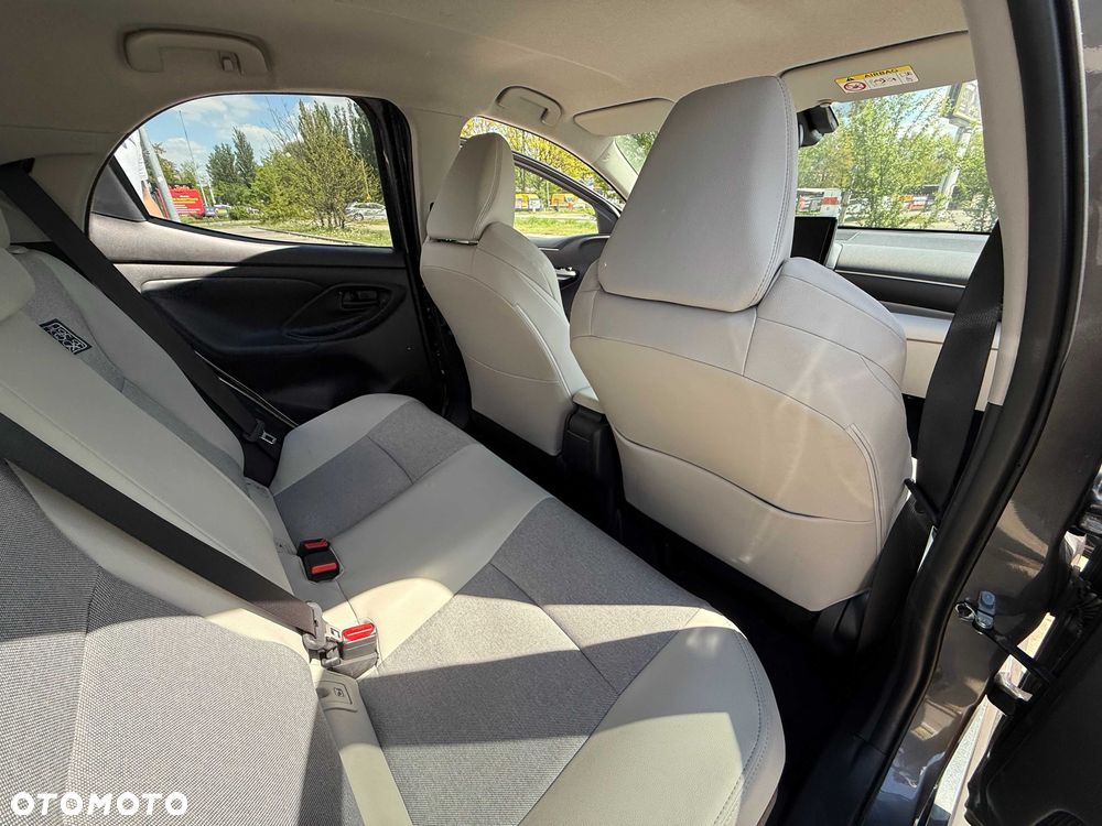 Toyota Yaris - 6