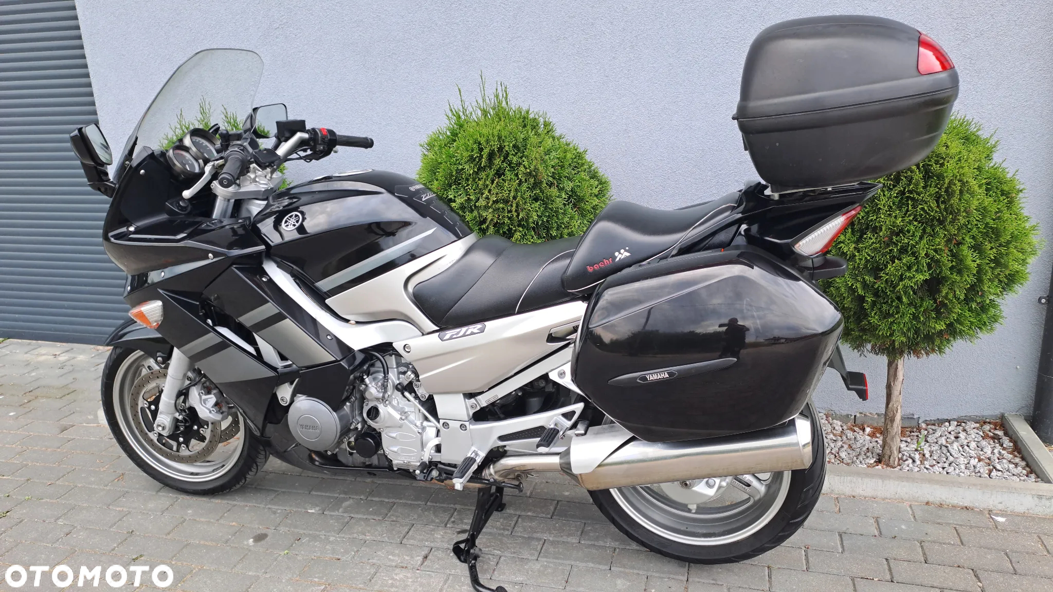 Yamaha FJR - 6