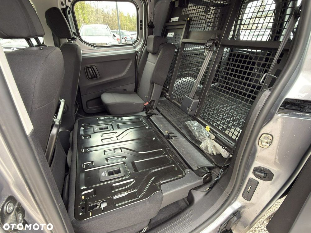 Toyota Proace City - 18