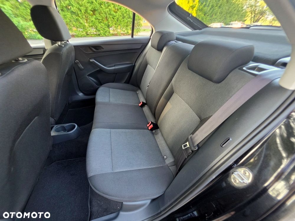 Skoda RAPID 1.2 TSI Cool Edition - 29