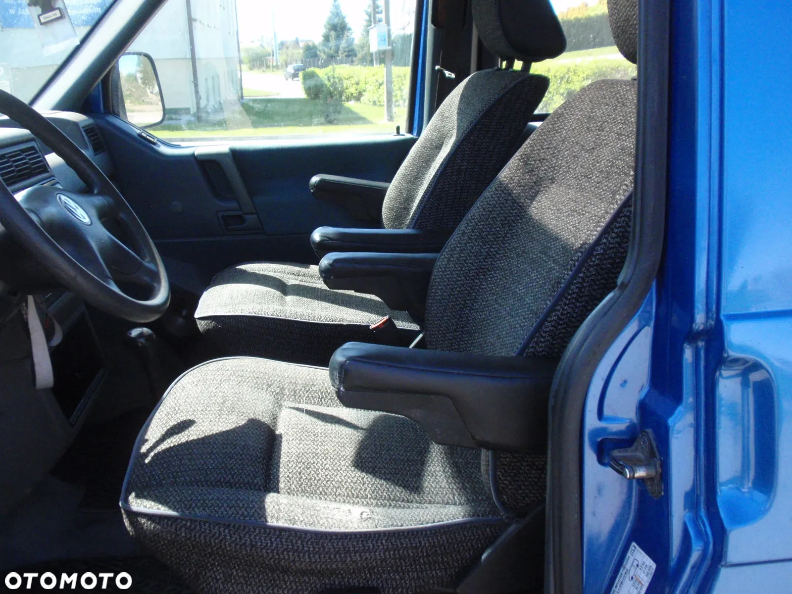 Volkswagen TRANSPORTER T4, LIFT, 2.5TDI, 8 OSÓB,HAK, 2X SZYBERDACH,PRZESZKLONY,ŁADOWNOŚĆ 1100KG - 28
