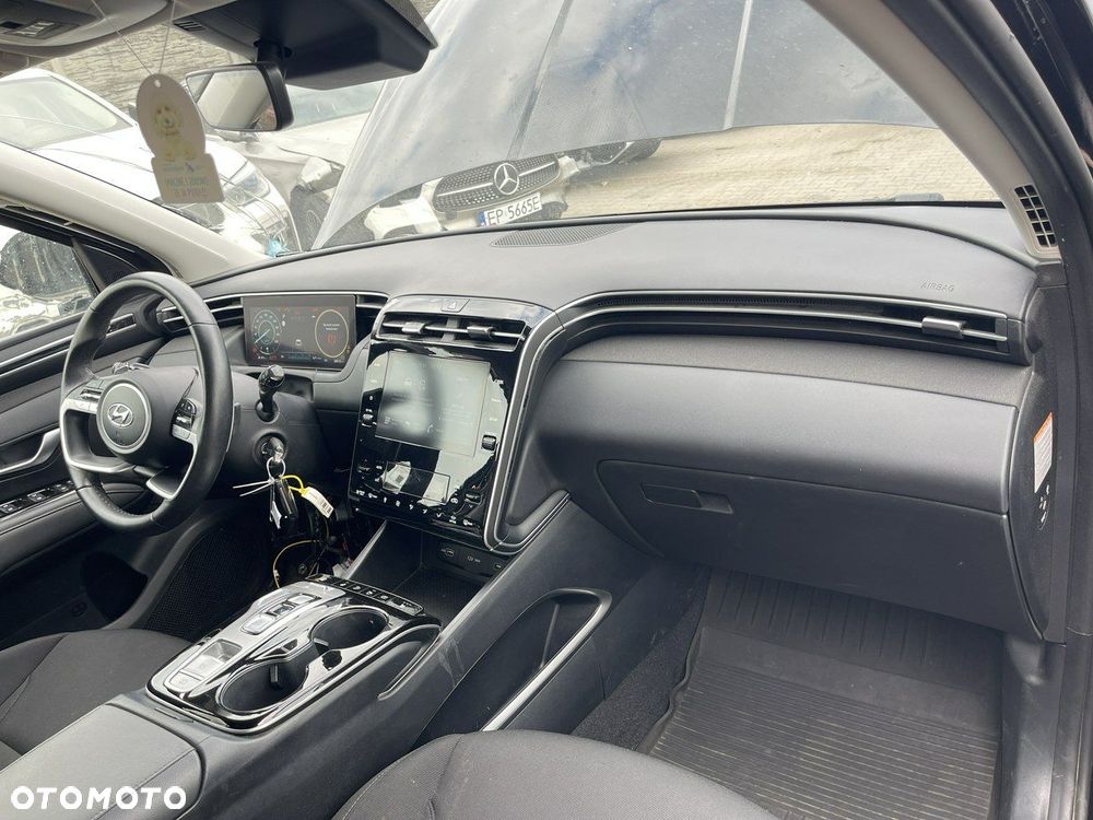 Hyundai Tucson 1.6 T-GDi HEV Modern 2WD - 9