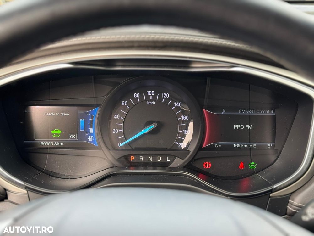 Ford Mondeo 2.0 HEV Vignale - 11