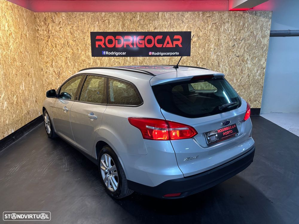 Ford Focus SW 1.5 TDCi Titanium - 4
