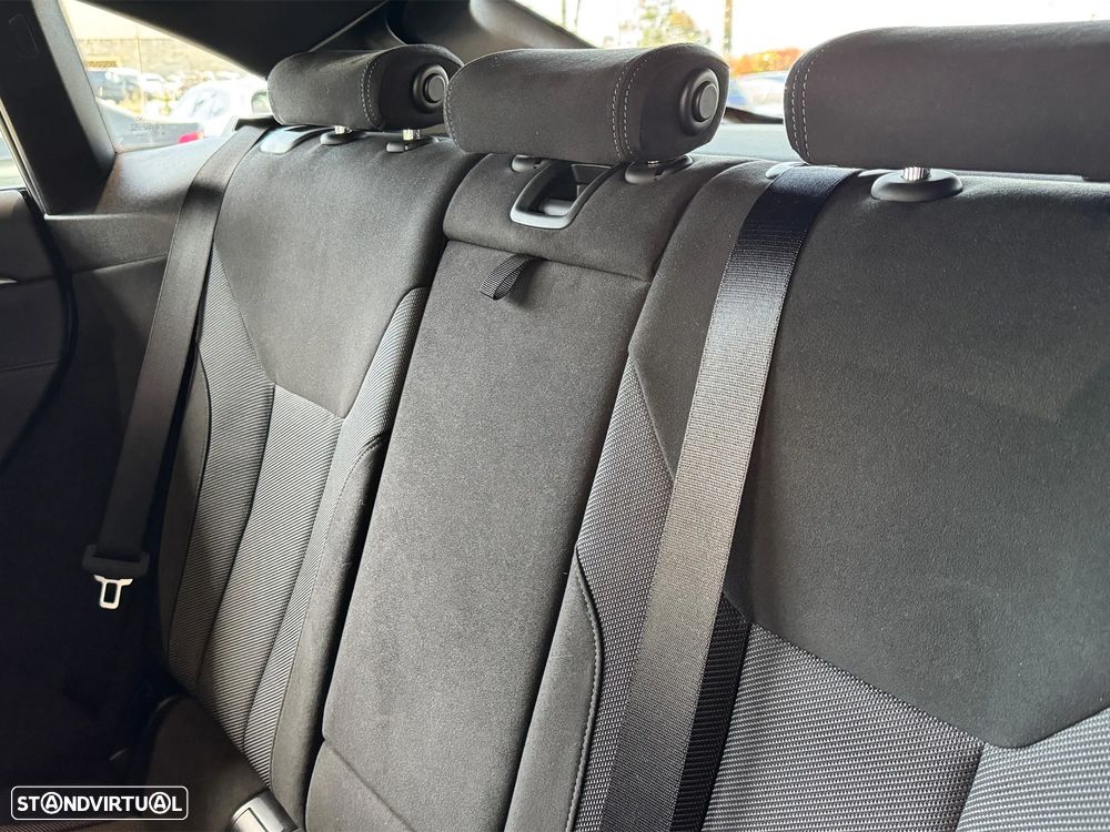 BMW i4 eDrive40 Pack Desportivo M - 14