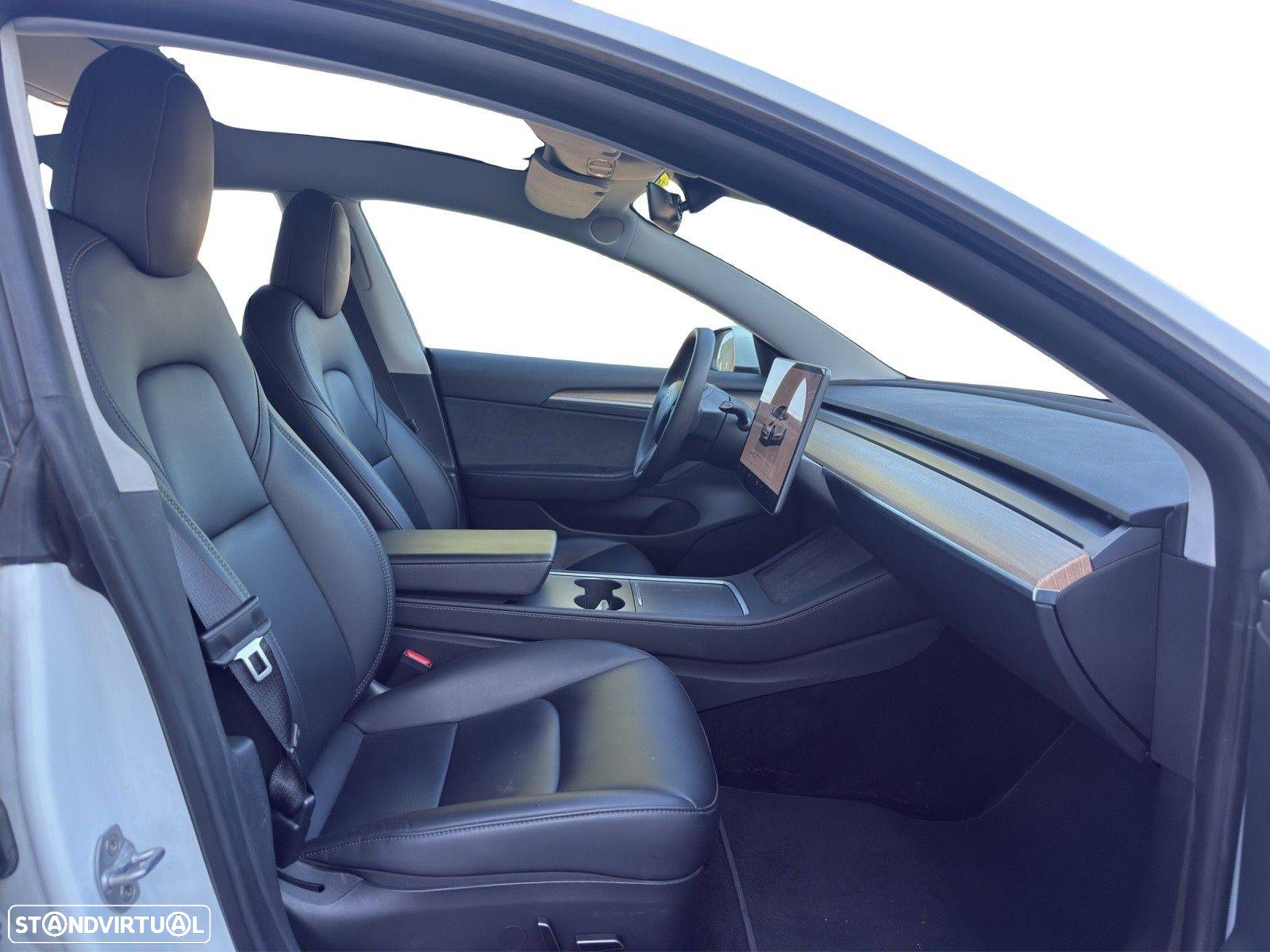 Tesla Model 3 RWD - 14