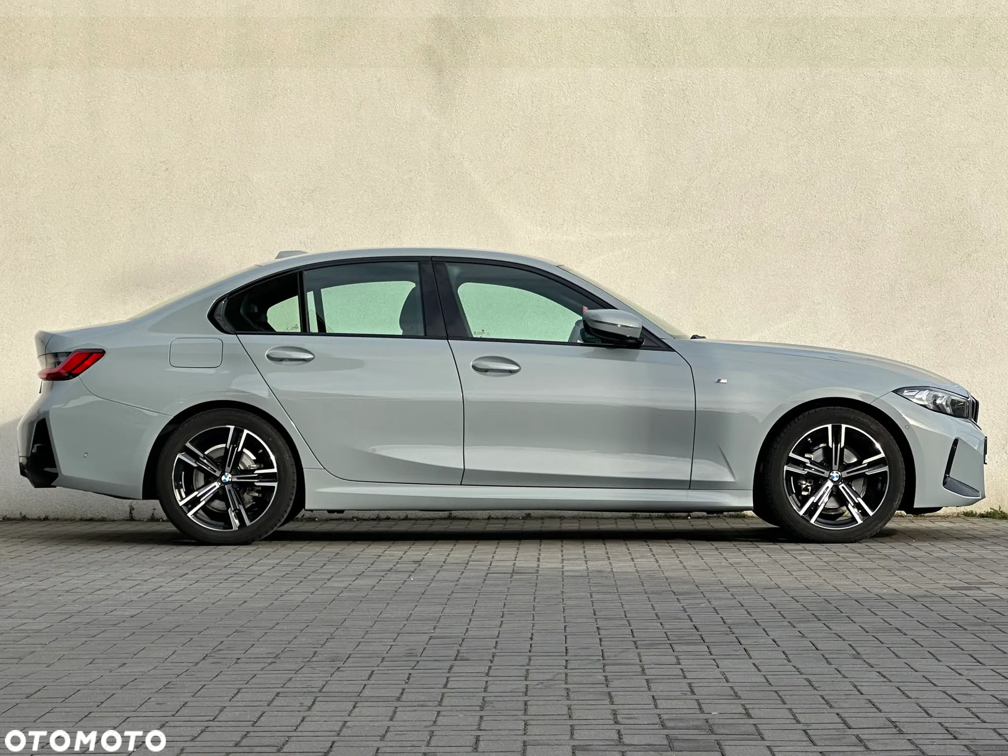 BMW Seria 3 318i M Sport - 3