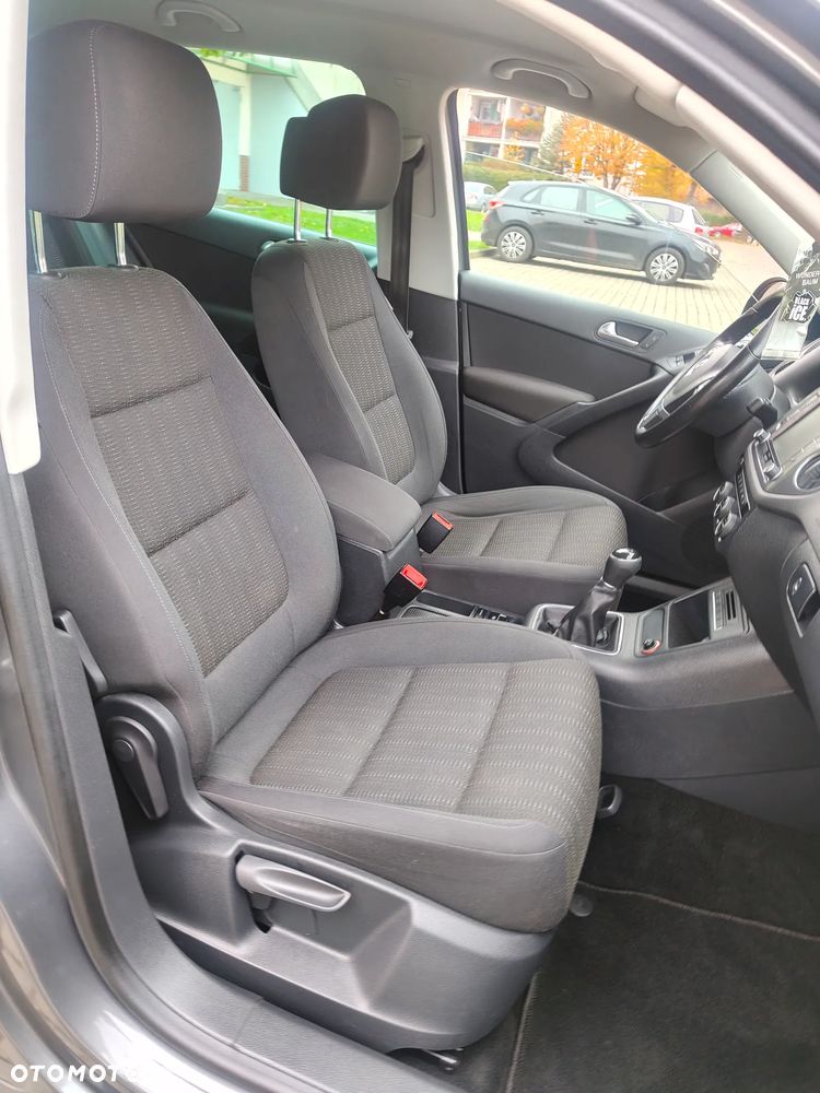 Volkswagen Tiguan - 10
