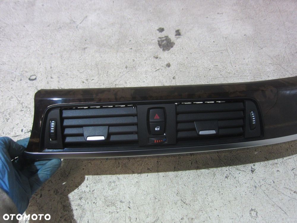 BMW F30 F34 KRATKA NAWIEWU W DESKE DEKOR ŚRODKOWY 51459249116 64229218552 - 3