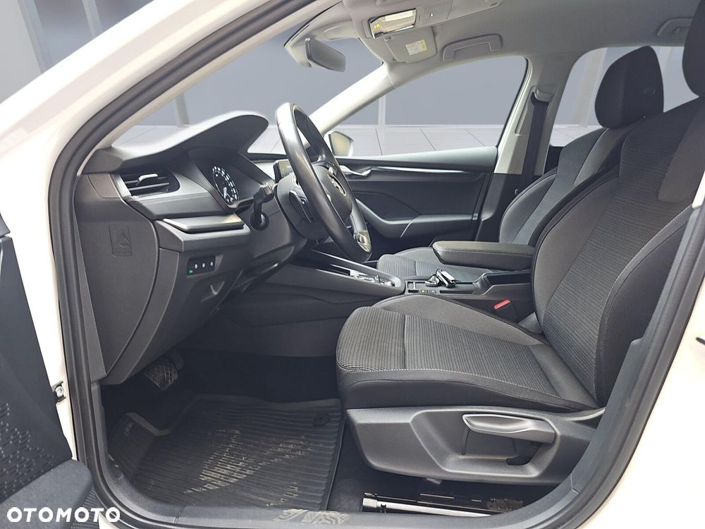 Skoda Octavia 2.0 TDI Ambition DSG - 9