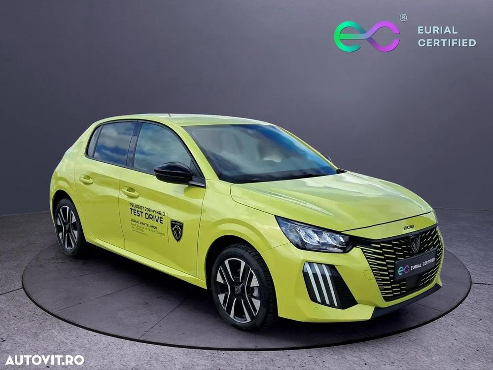 Peugeot 208 - 8
