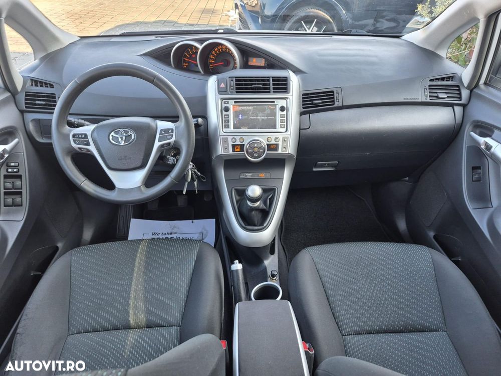 Toyota Verso - 9