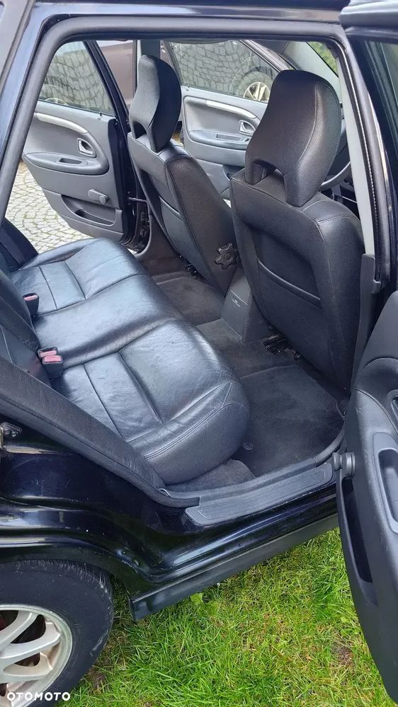 Volvo V40 1.9D Edition - 17