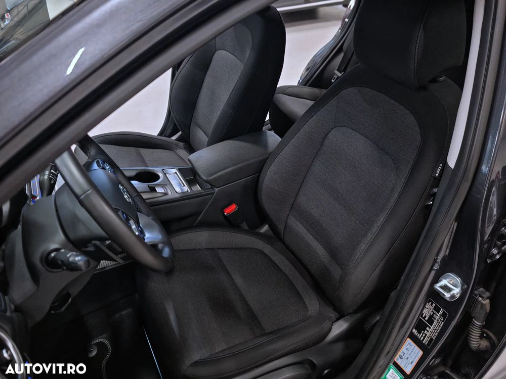 Hyundai KONA EV Select - 8