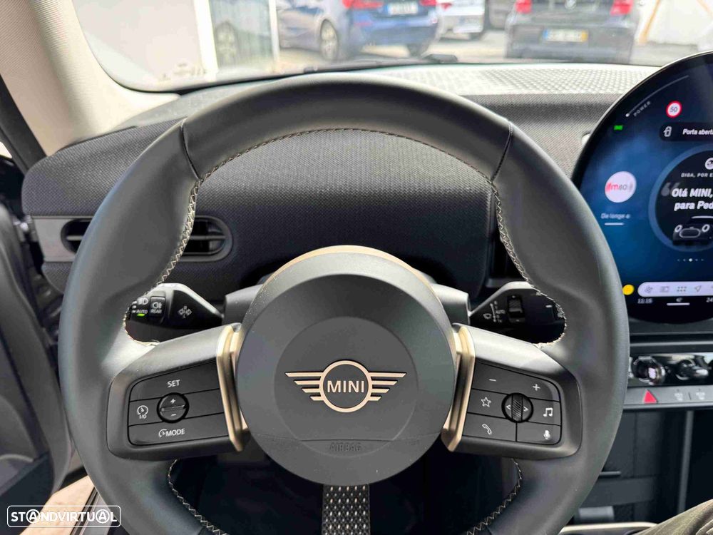 MINI 3 Portas Cooper C Classic XS - 10
