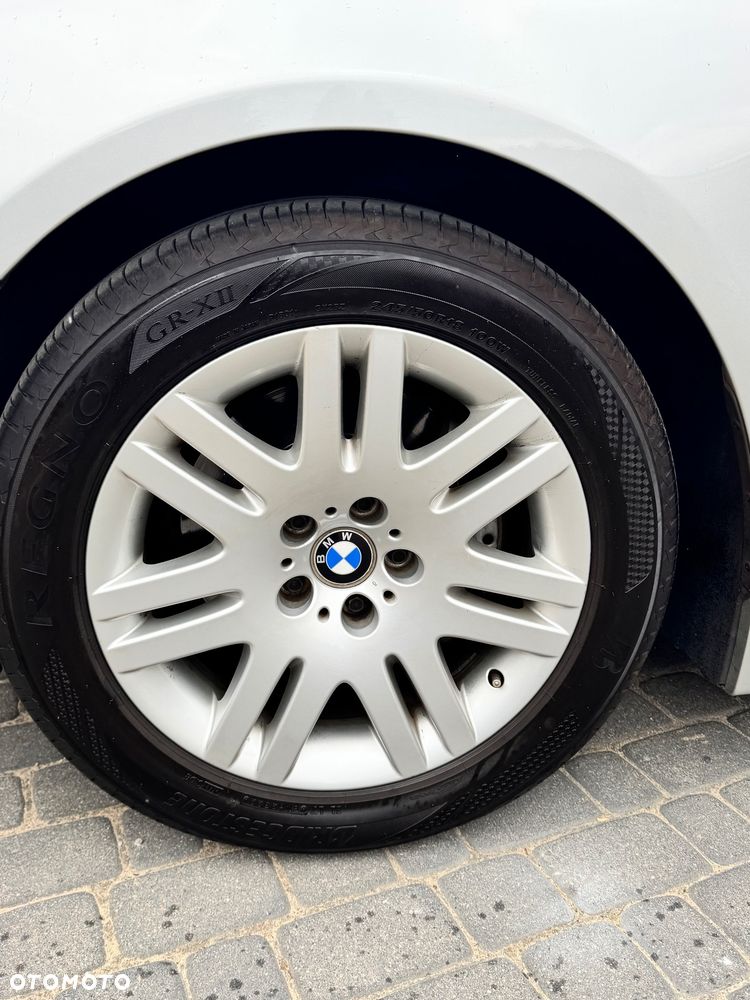 BMW Seria 7 745Li - 40