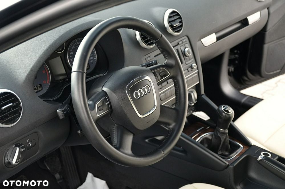 Audi A3 Sportback - 14