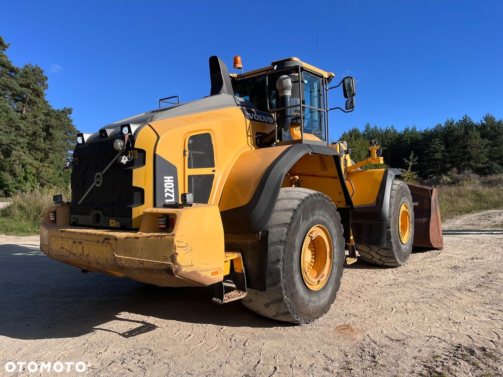 Volvo L220H - 26