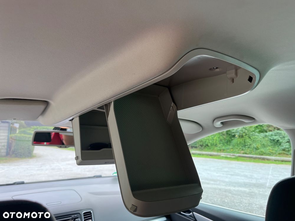 Volkswagen Sharan 2.0 TDI 4Mot Highline - 26