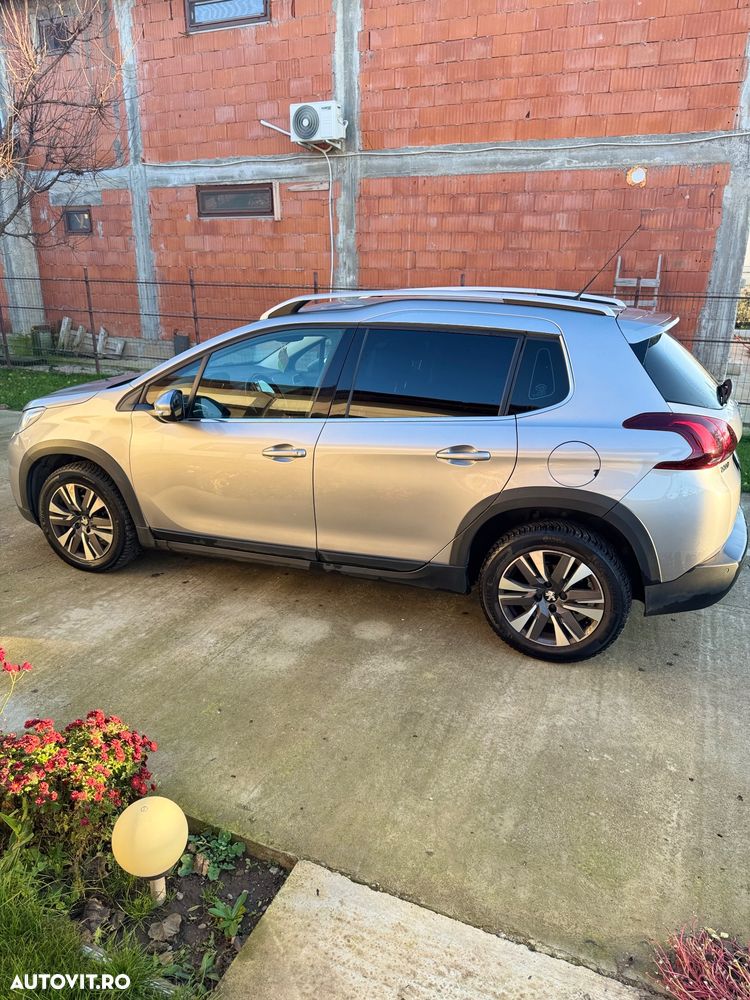 Peugeot 2008 - 6