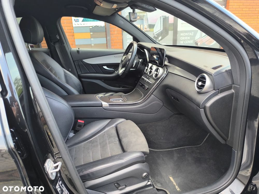Mercedes-Benz GLC 220 d 4Matic 9G-TRONIC AMG Line - 17