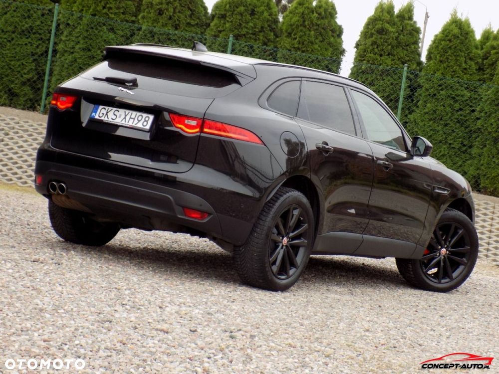 Jaguar F-Pace - 10