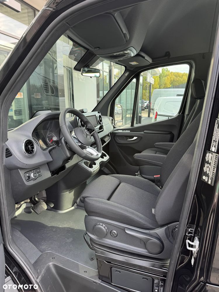 Mercedes-Benz Sprinter - 18