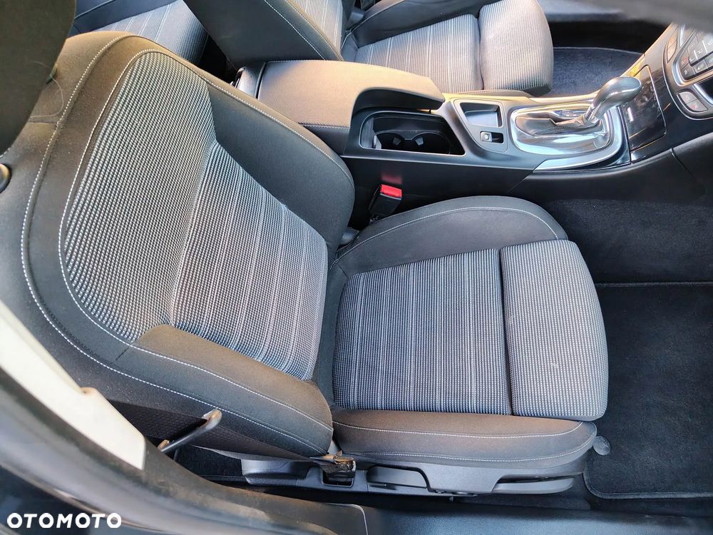 Opel Insignia 1.6 SIDI Turbo Business Edition - 19