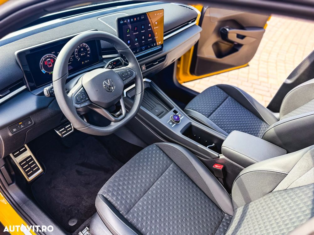 Volkswagen T-Roc 1.5 eTSI 150 CP DSG MHEV R-Line - 13