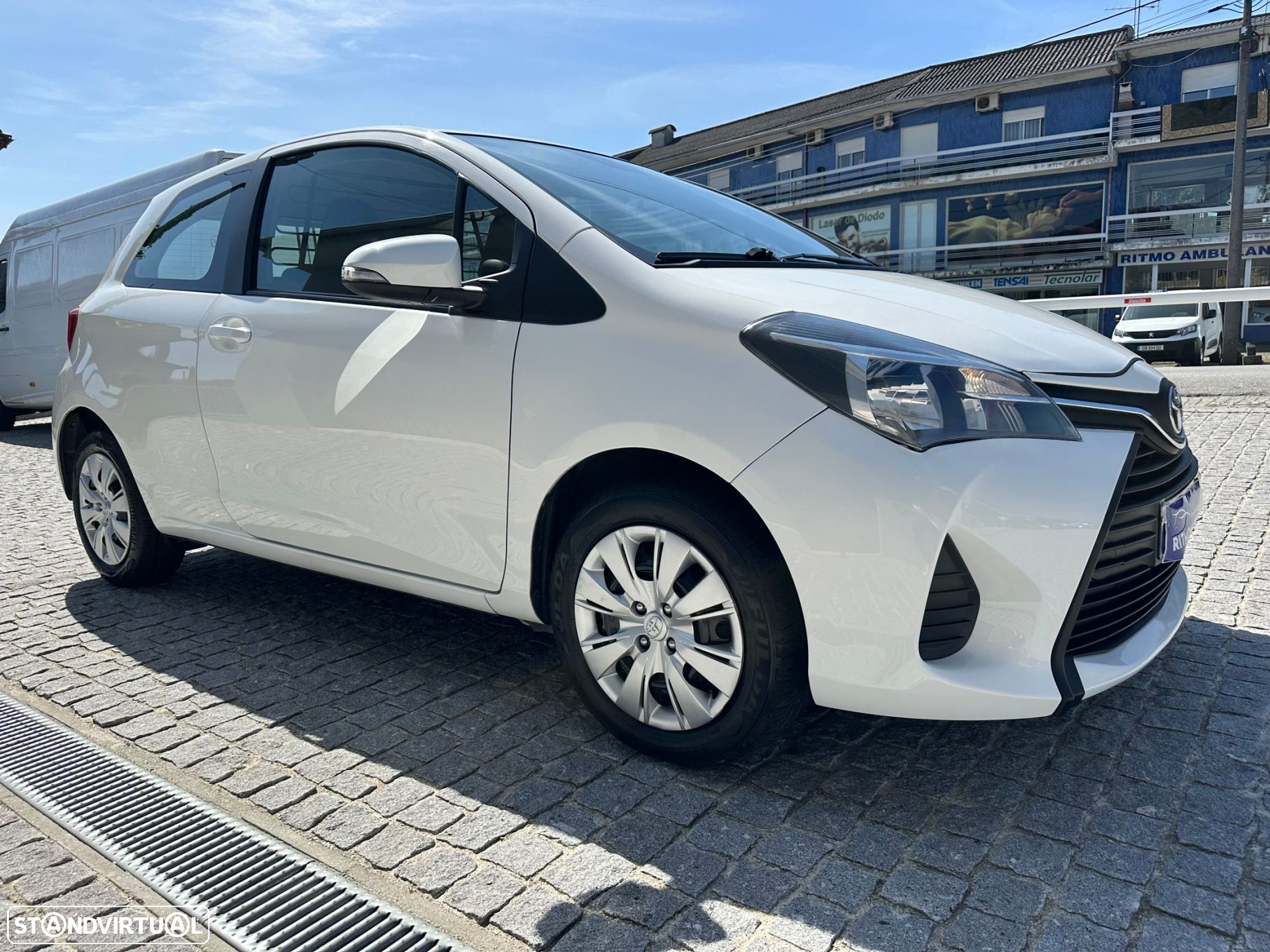 Toyota Yaris 1.4 D-4D AC - 12