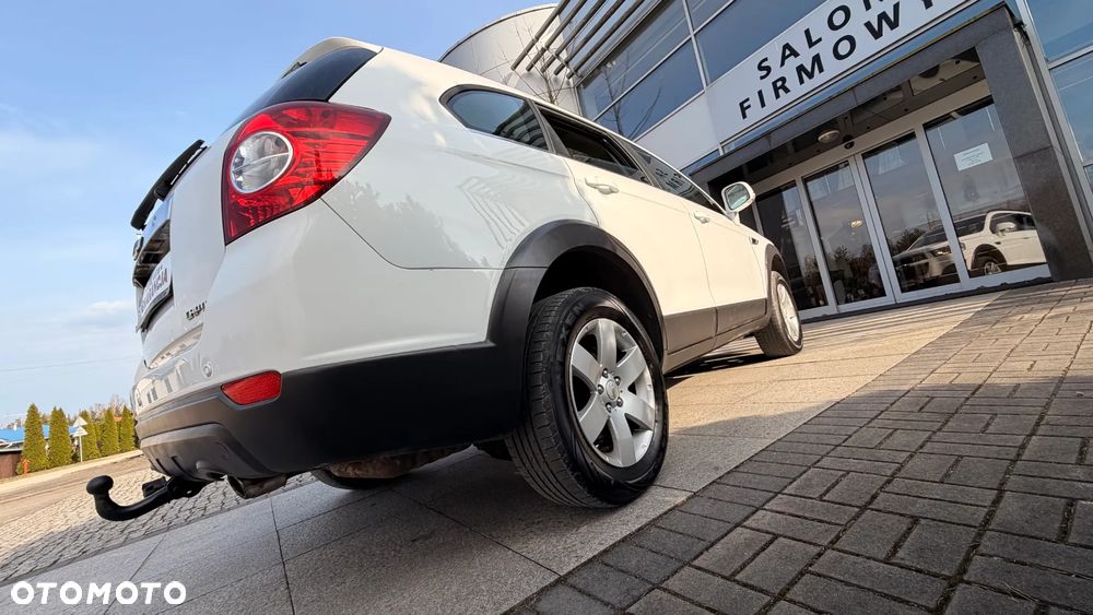 Chevrolet Captiva 2.4 AWD LT+ - 23